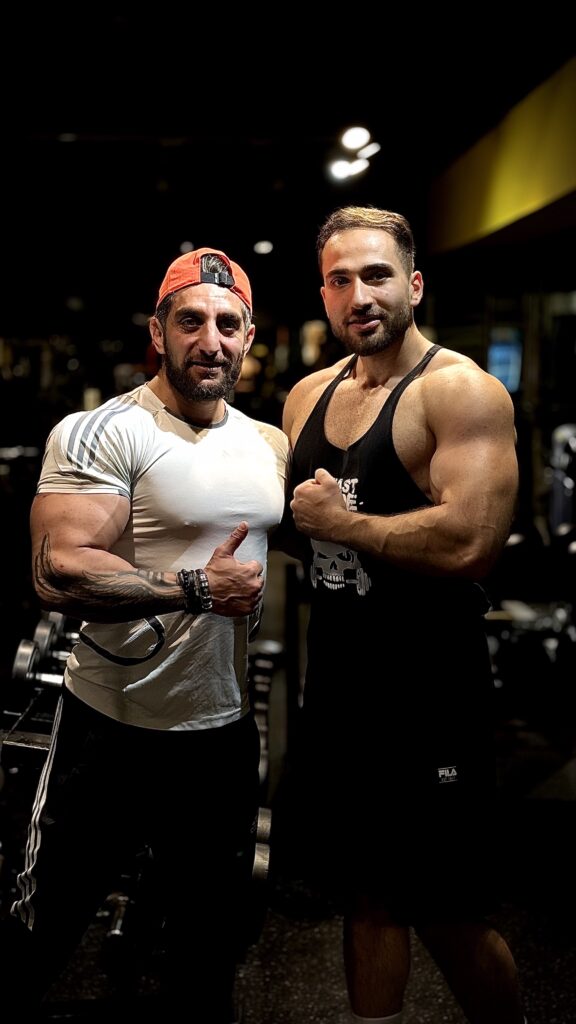 Առաքել Ջեյրանյանը մարզվողի հետ